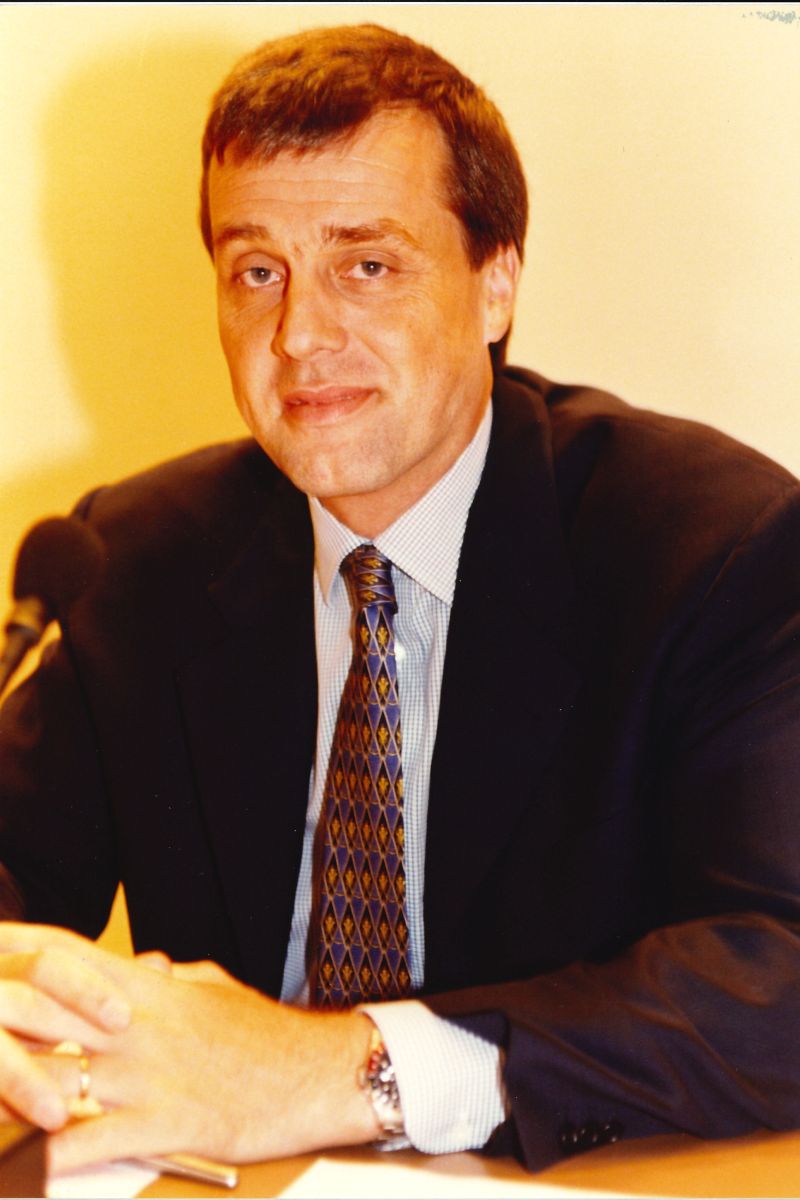 David Tomatis (Executive Vice President) - 1999
