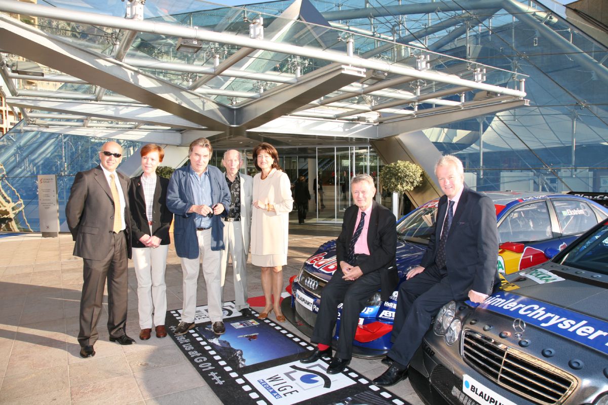 Prize for the Best Illustrated Sports Book Jury. Renaud Leplat (Marketing and Communication Manager, CNOSF), Martine Fekete-Ferrer (Media Relations Manager, Musée Olympic Lausanne), Christian Montaignac (Writer and journalist, President of the Jury), Bernard Spindler (Writer and journalist), H.S. Yvette Lambin-Berti (General Secretary, Olympic Committee of Monaco), Renaud de Laborderie (Sports journalist, Organizing Committee Member, Secretary of the Prize for the Best Illustrated Sports Book), Simon Clegg (General Secretary British Olympic Committee)