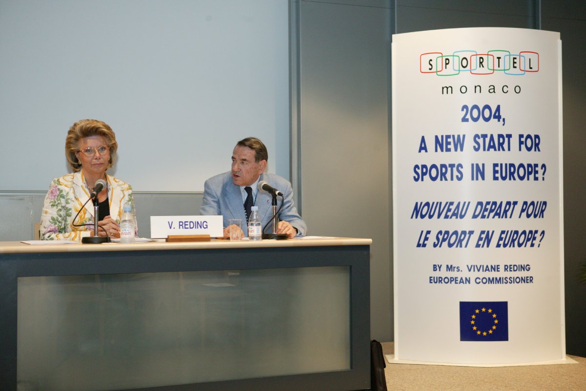 Mrs Viviane Reding (European Commissioner), Roland Faure (President URTI, French Superior Council Audiovisual Member, President of the International Symposium, Executive Committee Vice-President)