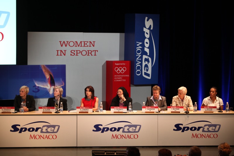 2010 - International Symposium – WomeN in Sport – The influence of women: a chance for sport. Bibiana Steinhaus (Bundesliga referee), Barbara Slater (Director of Sport, BBC), Nadia Comaneci (Olympic Champion), Anita DeFrantz (President of the IOC Women and Sport Commission), Carol Isherwood (Member of IRB), Ingrid Deltenre (Director General, EBU), Lucie Décosse (Judo World Champion)